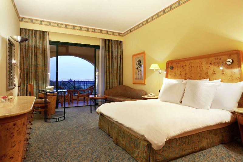 Hilton Pyramids Golf - Oda