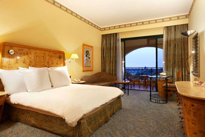 Hilton Pyramids Golf - Oda