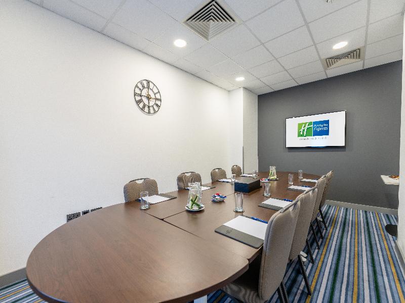 Holiday Inn Express Aberdeen Airport - Toplantı