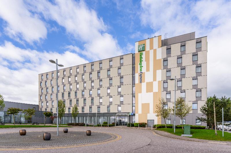 Holiday Inn Express Aberdeen Airport - Genel