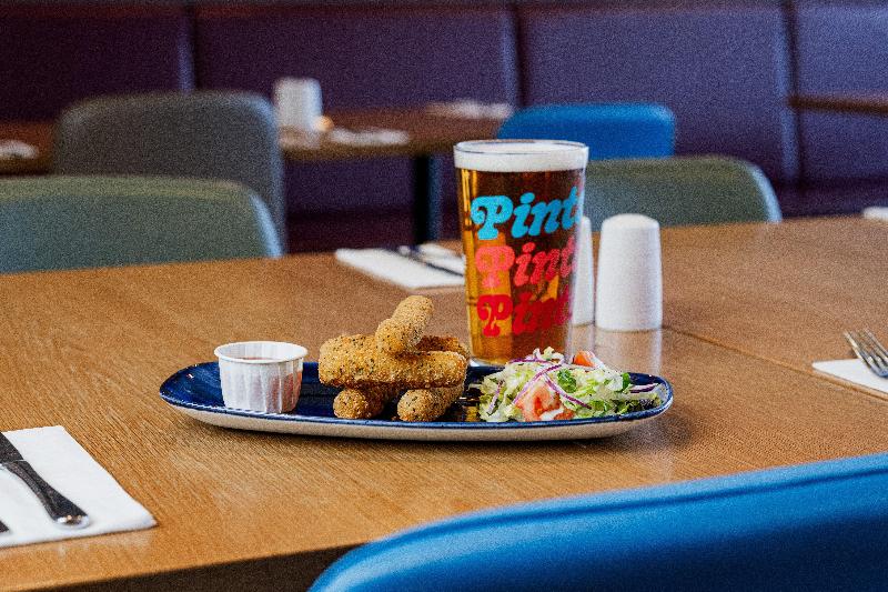 Holiday Inn Express Aberdeen Airport - Restoran