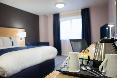 Holiday Inn Express Manchester Airport oda fotoğrafı