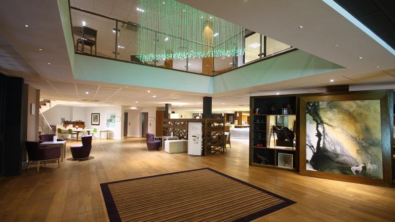 Holiday Inn Huntingdon Racecourse - Genel