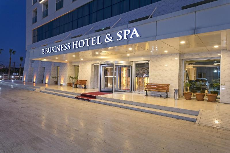 B Business Hotel & Spa - Genel