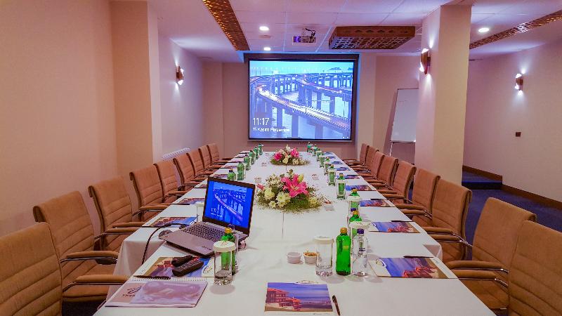 Sera Lake Resort Hotel - Toplantı