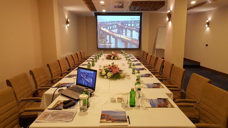 Sera Lake Resort Hotel - Toplantı
