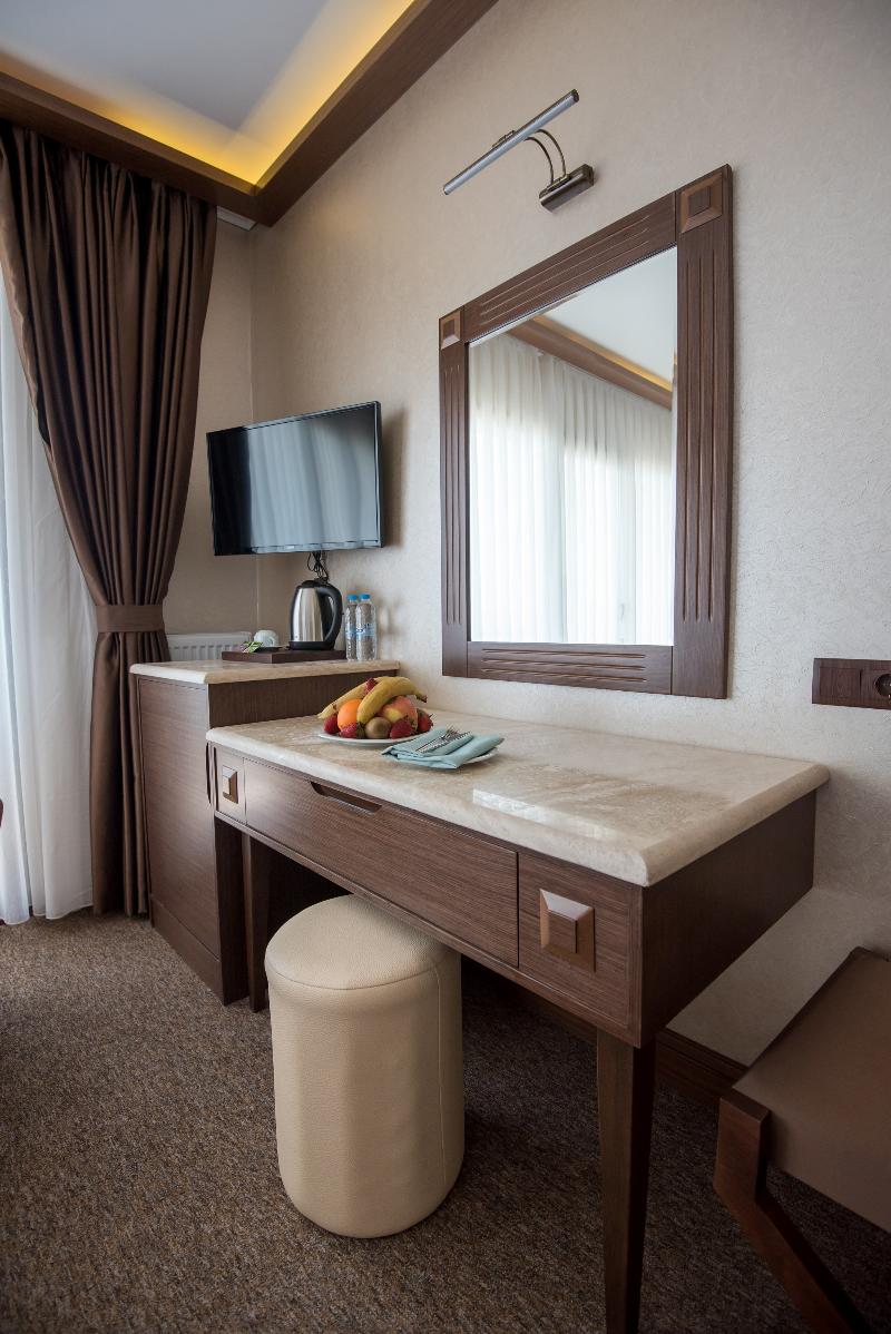 Sera Lake Resort Hotel - Oda