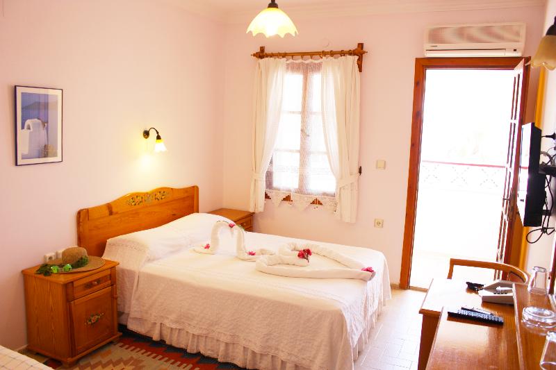Toloman Hotel & Apartments - Oda