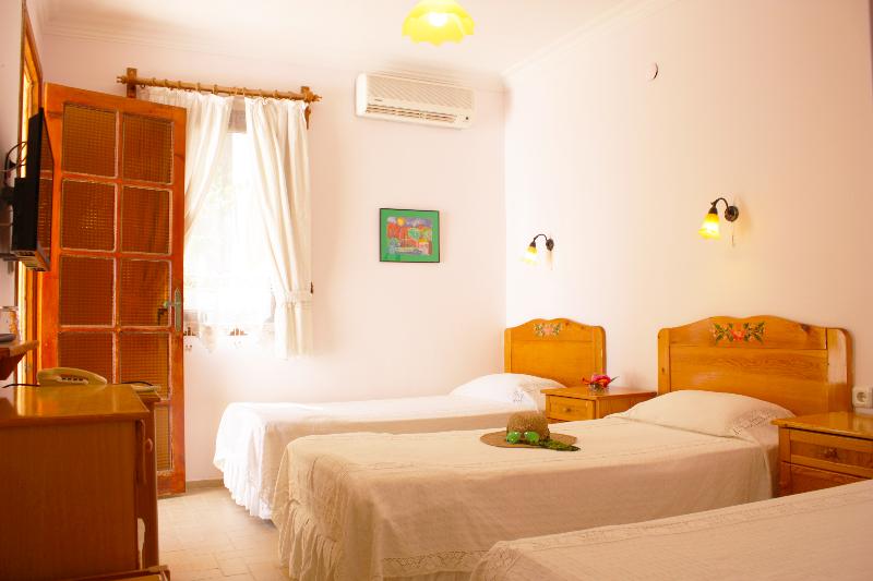 Toloman Hotel & Apartments - Oda