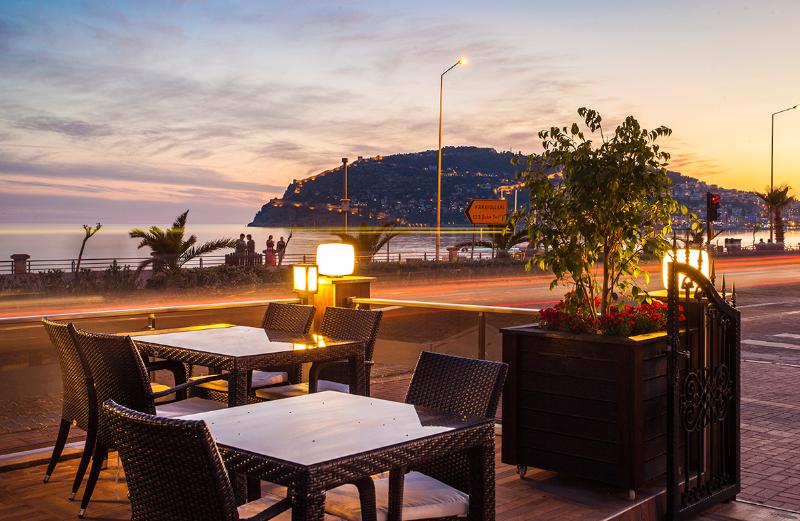 Parador Beach Hotel - Genel