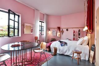Mob Hotel Paris Les Puces fotoÄŸrafÄ±