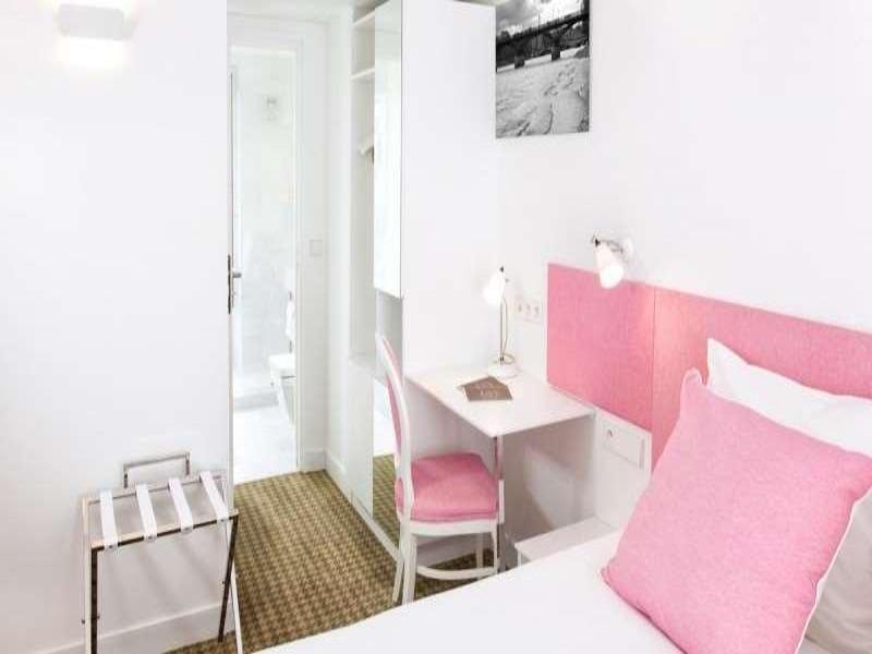 Mistral Hotel - Oda