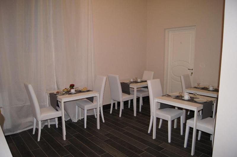 Arch Rome Suites - Restoran