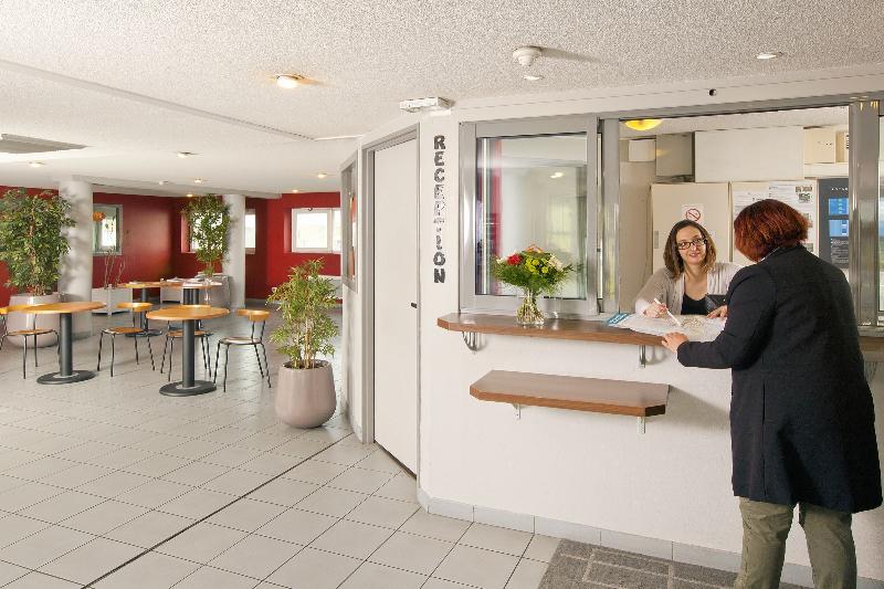 Sejours & Affaires Poitiers Lamartin - Lobi