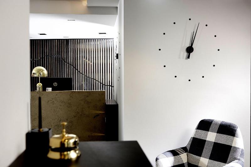 Hotel Innsbruck - Lobi