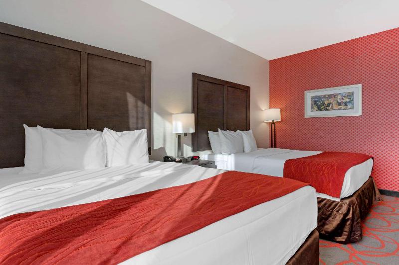 Comfort Inn & Suites near Stadium - Oda