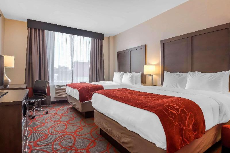 Comfort Inn & Suites near Stadium - Oda