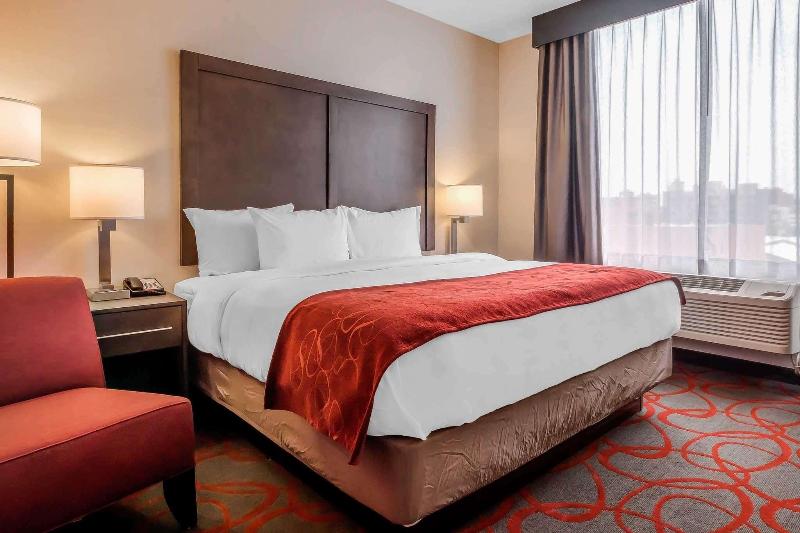 Comfort Inn & Suites near Stadium - Oda