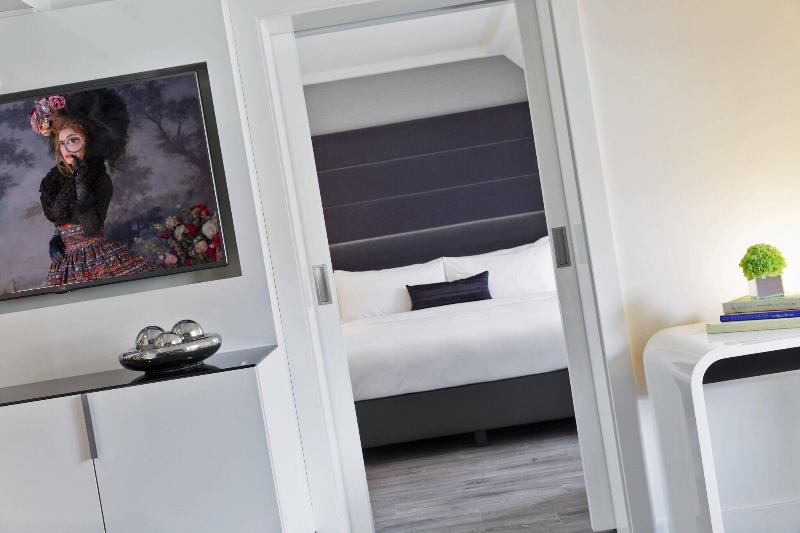 Renaissance Wien Hotel - Oda