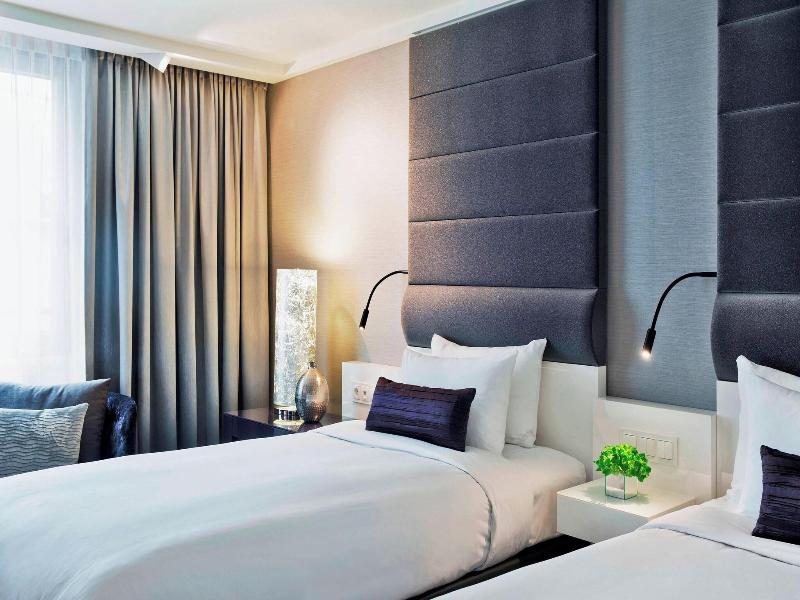 Renaissance Wien Hotel - Oda