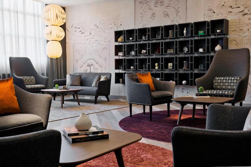 Renaissance Wien Hotel - Oda