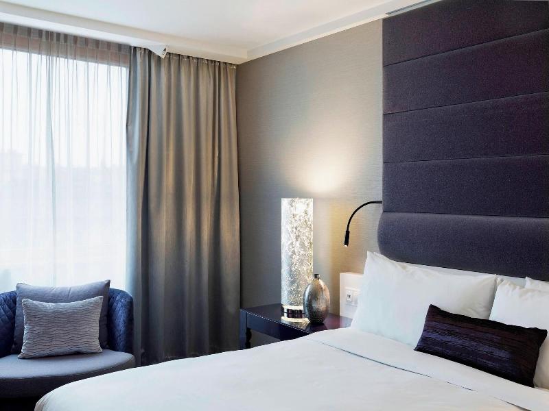 Renaissance Wien Hotel - Oda