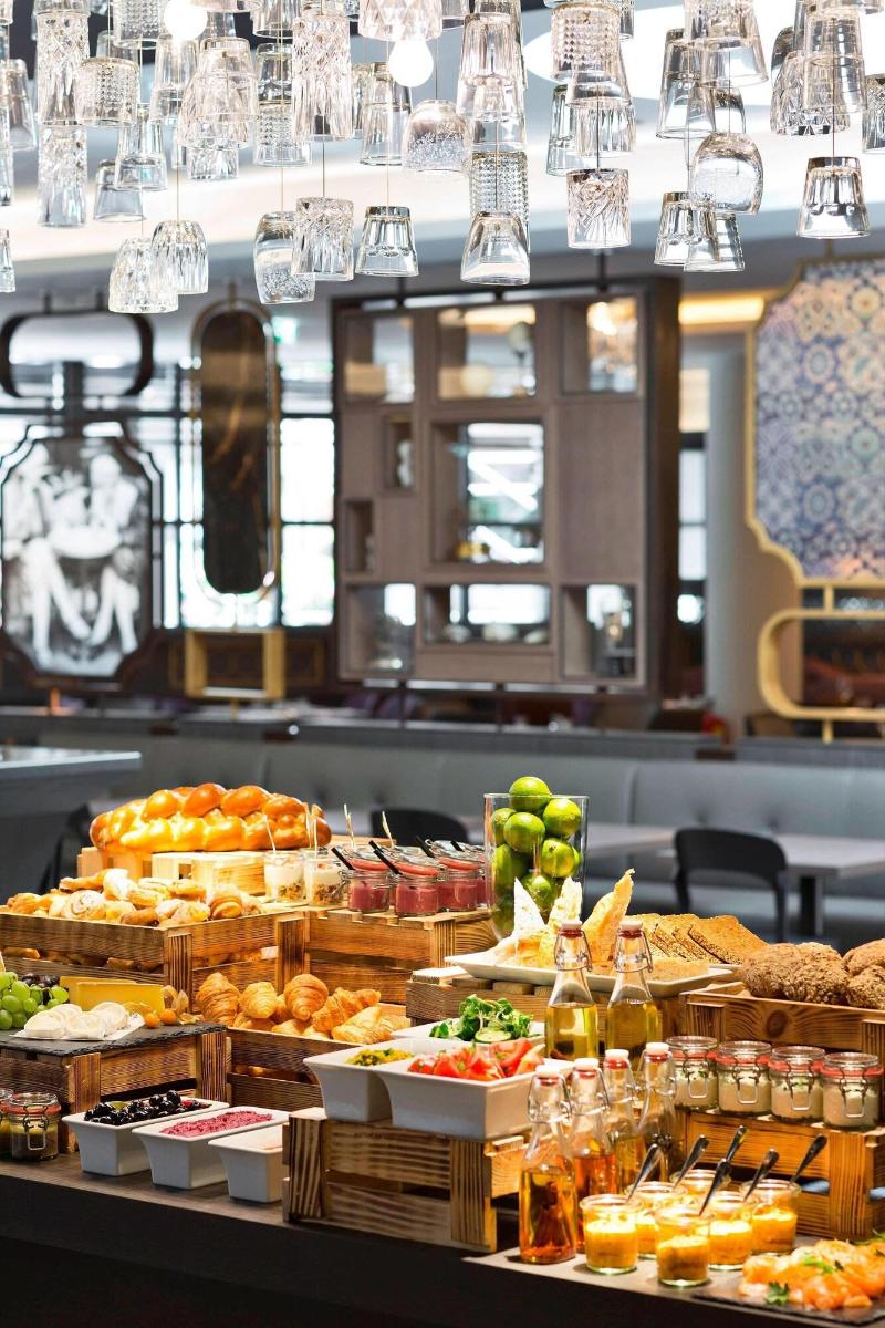Renaissance Wien Hotel - Restoran