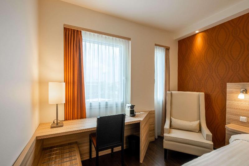 Premier Inn Hannover City University hotel - Oda