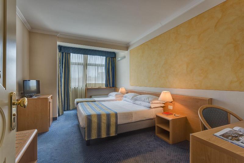 Quality Hotel Continental Brescia - Oda