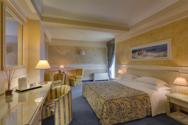 Quality Hotel Continental Brescia - Oda