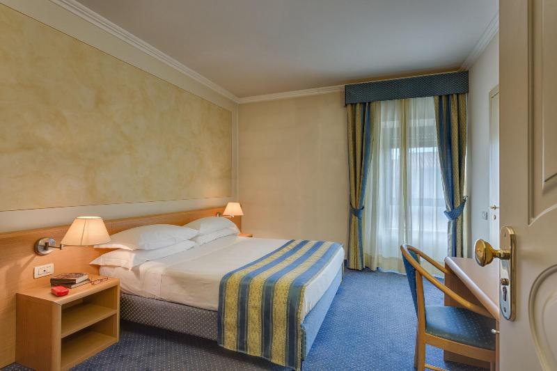 Quality Hotel Continental Brescia - Oda
