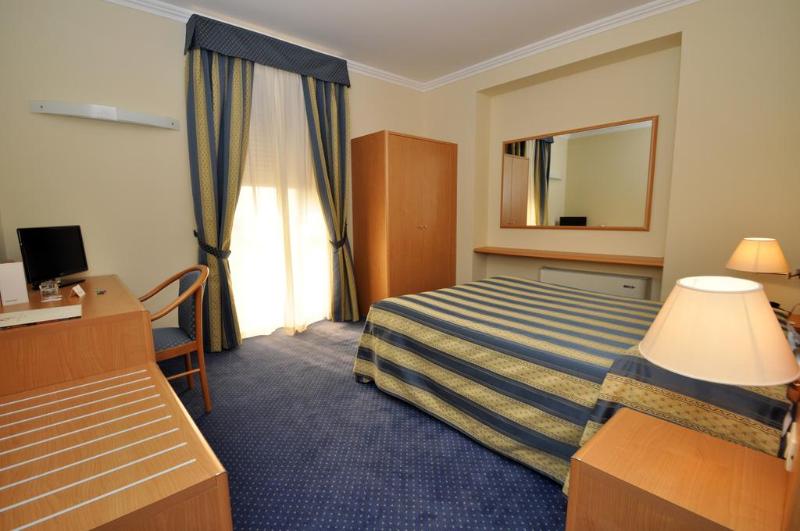Quality Hotel Continental Brescia - Oda