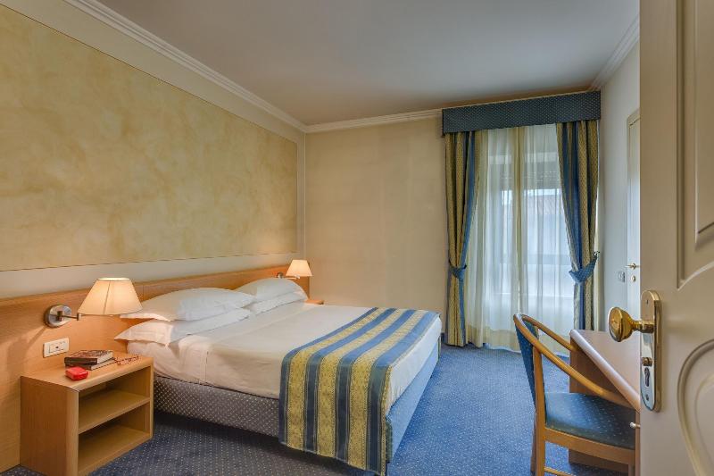 Quality Hotel Continental Brescia - Oda