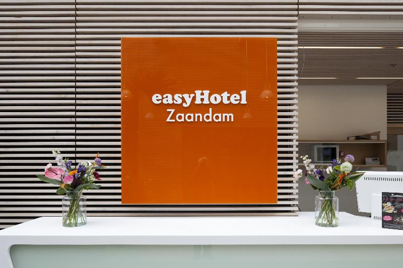 easyHotel Amsterdam Zaandam - Lobi