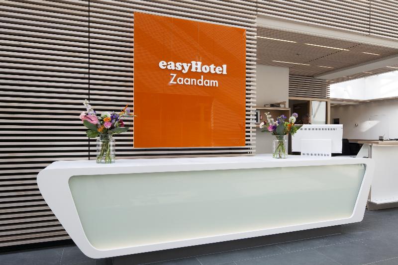 easyHotel Amsterdam Zaandam - Lobi