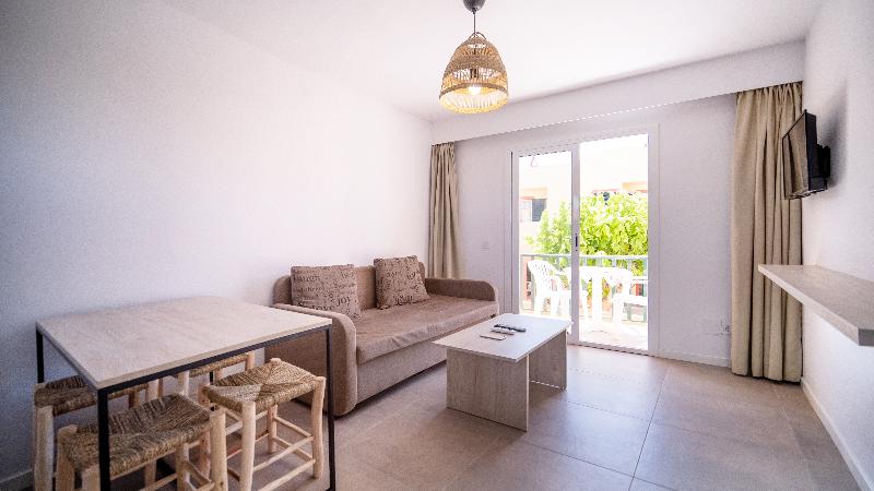 Sant Joan Apartamentos - Oda