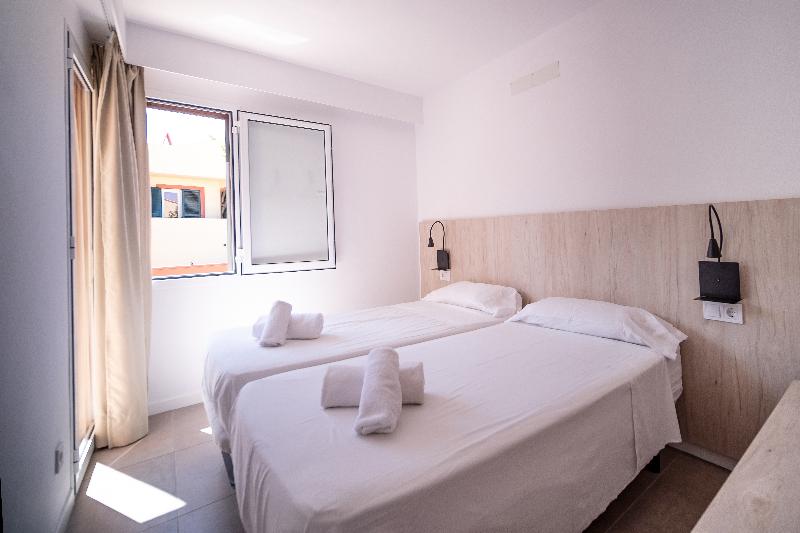 Sant Joan Apartamentos - Oda