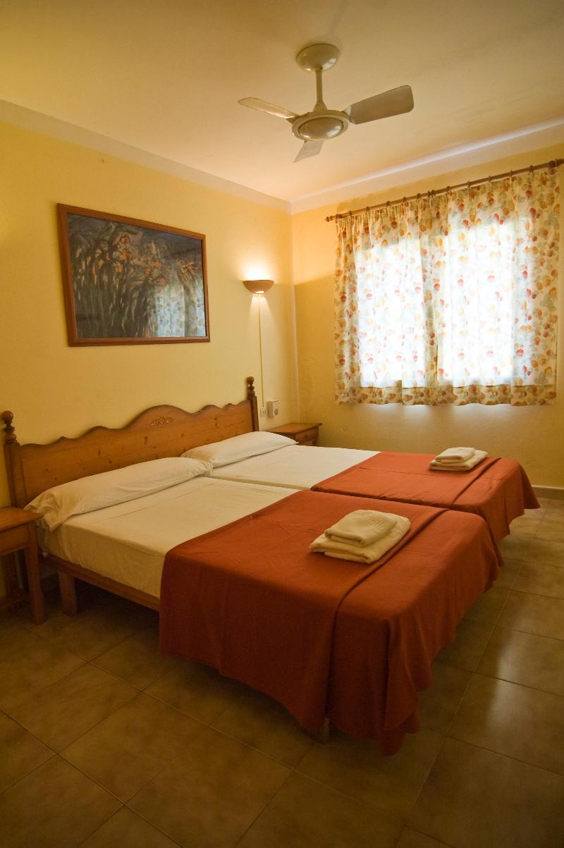 Sant Joan Apartamentos - Oda