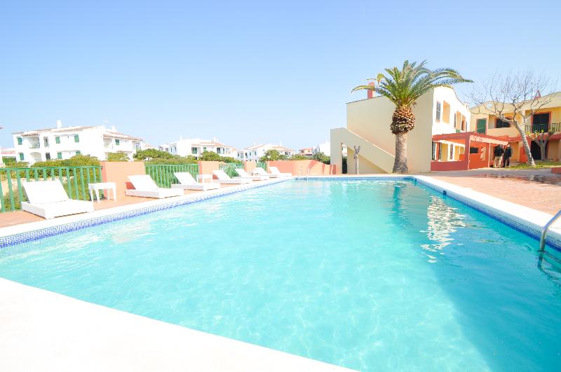 Sant Joan Apartamentos - Havuz