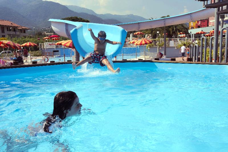 Ai Pozzi Village Resort & Spa - Havuz