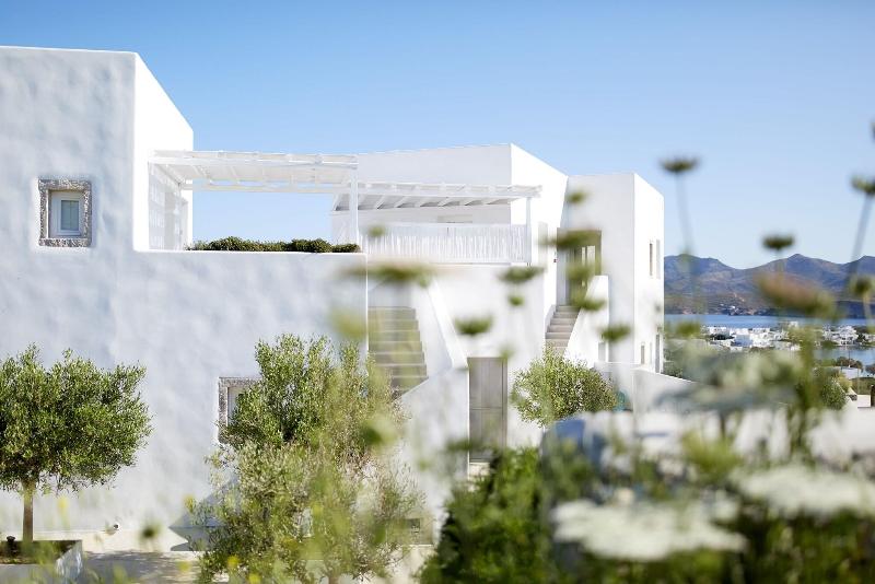 Milos Breeze - Genel