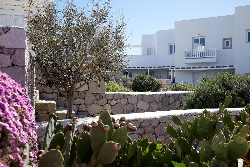 Milos Breeze - Genel