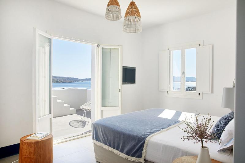 Milos Breeze - Oda