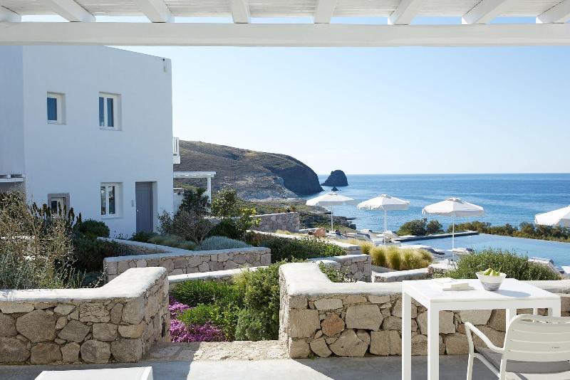 Milos Breeze - Oda
