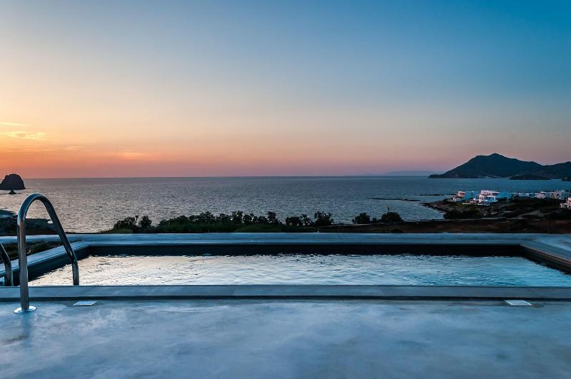 Milos Breeze - Havuz