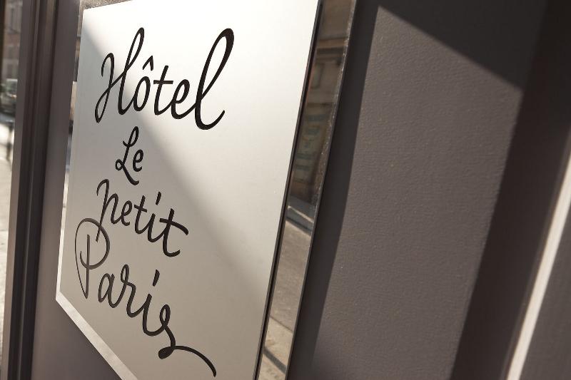 Le Petit Paris - Genel