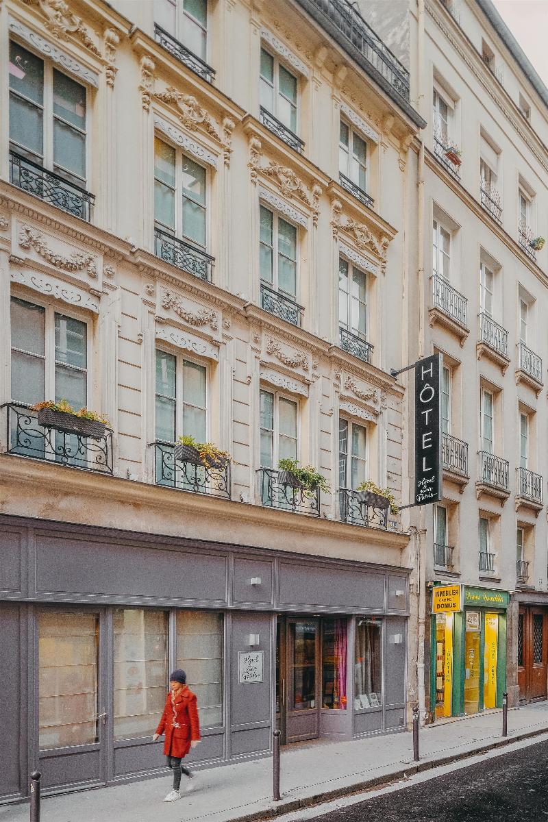 Le Petit Paris - Genel