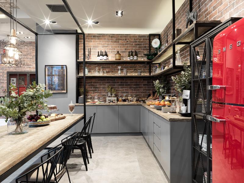 18 Micon Street - Restoran