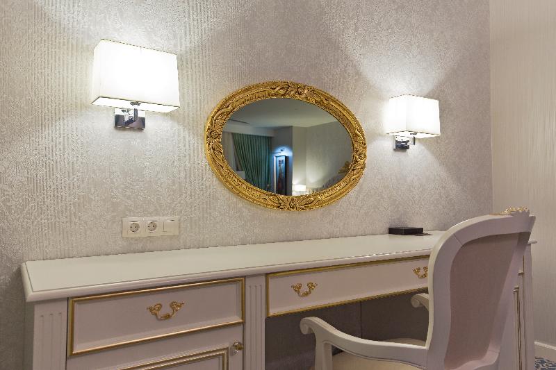 JRW Welmond Hotel - Oda