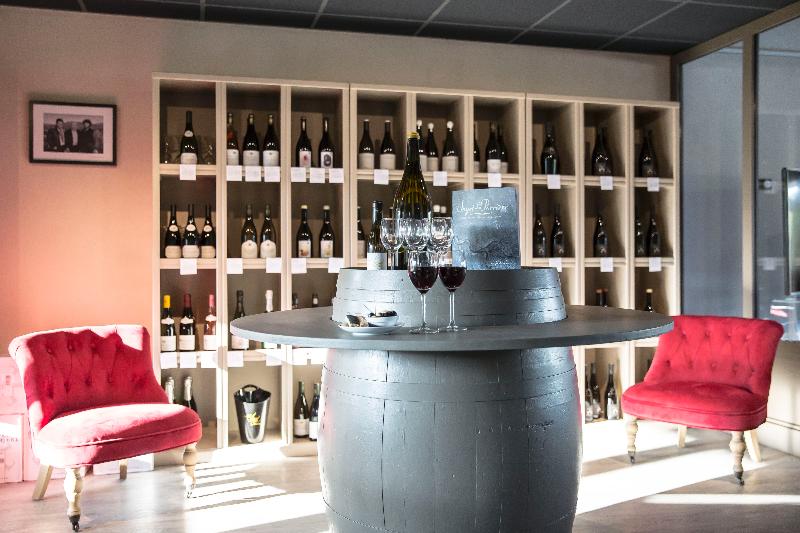 L'Abbaye Le Tronchet - Handwritten Collection - Bar